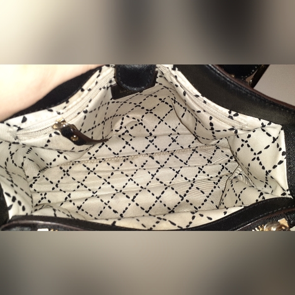 Medium sized Kate Spade black bag with crossbody strap - Picture 5 of 13